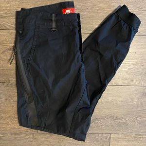 men’s nike joggers